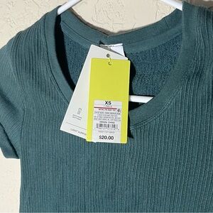 NWT all in motion Teal Ribbed Crop Top